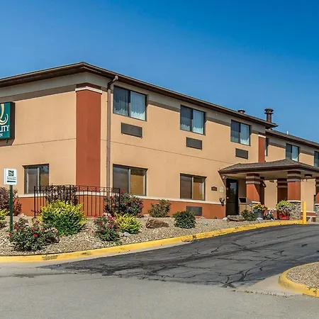 Quality Inn At Collins Road - Cedar Rapids-3